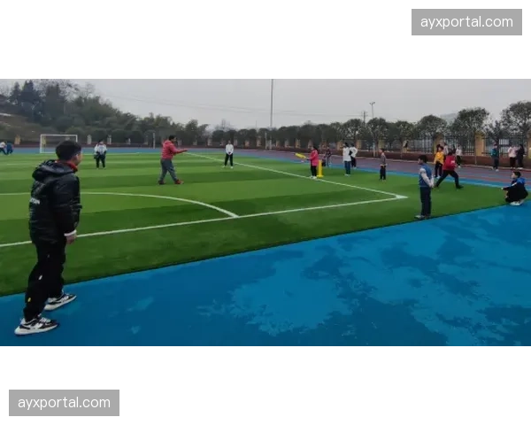 深度报道：垒球器材制造商的“材料竞赛”，碳纤维球棒技术的最新进展